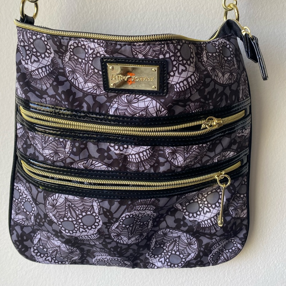betsey johnson purse